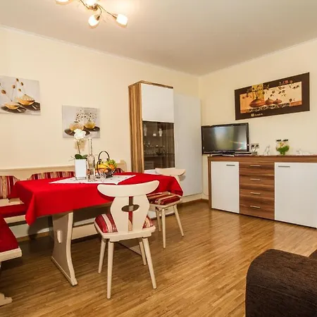 Haus Bergland Appartement Saint Wolfgang Buitenkant foto